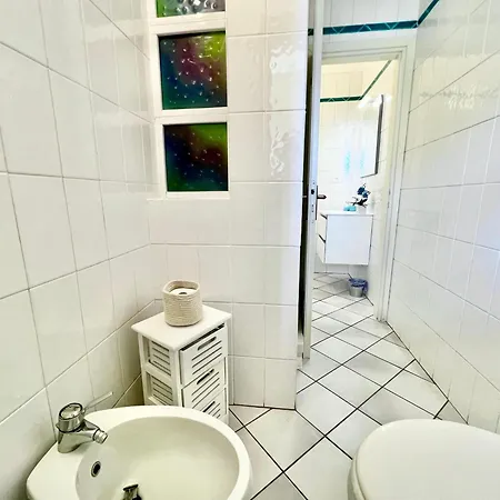 Mono Rosina, Aria Condizionata E Balcone A 50 Metri Dal Mare! By Alfareal Apartment *