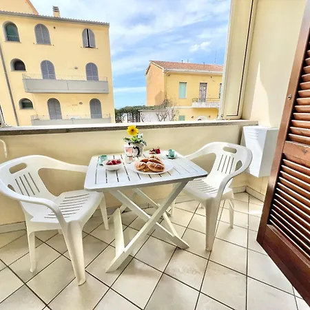 Mono Rosina, Aria Condizionata E Balcone A 50 Metri Dal Mare! By Alfareal *