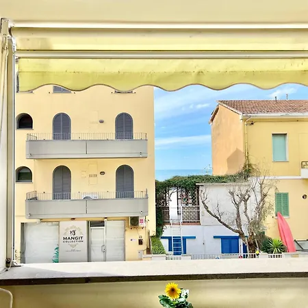 Mono Rosina, Aria Condizionata E Balcone A 50 Metri Dal Mare! By Alfareal Apartamento